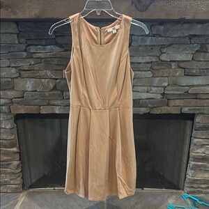 Ya Los Angeles Gold Sheath Mini Dress Crew Neck Sleeveless